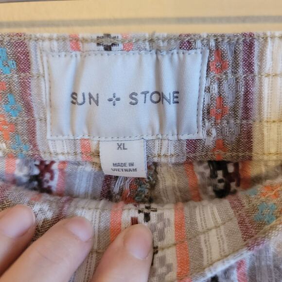 Sun + Stone linen print cropped pants - Picture 3 of 4